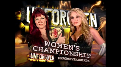 Lita vs. Trish Stratus - WWE Women's Title Match: Unforgiven 2006